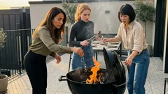 Sale grosso sulle braci: il trucco semplice per spegnere le fiammate al barbecue